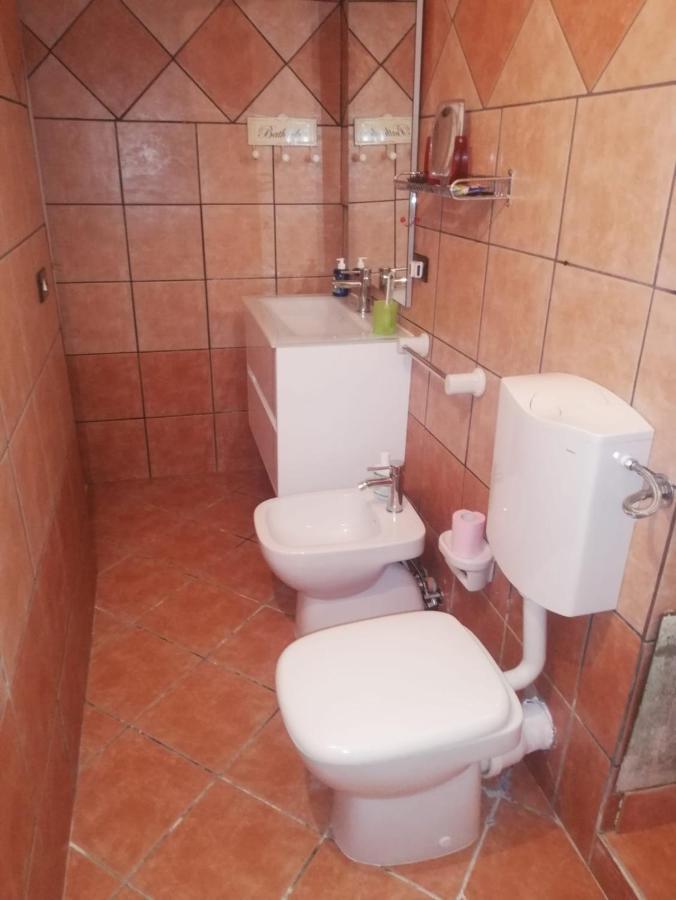 Casa Soraya, Dimora Tipica A 2 Passi Dal Duomo. Lägenhet Cefalù Exteriör bild